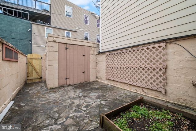 2526 FOSTER AVE, Baltimore, MD 21224