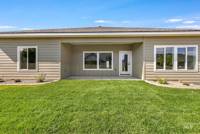 2194 Caribel St, Twin Falls, ID 83301