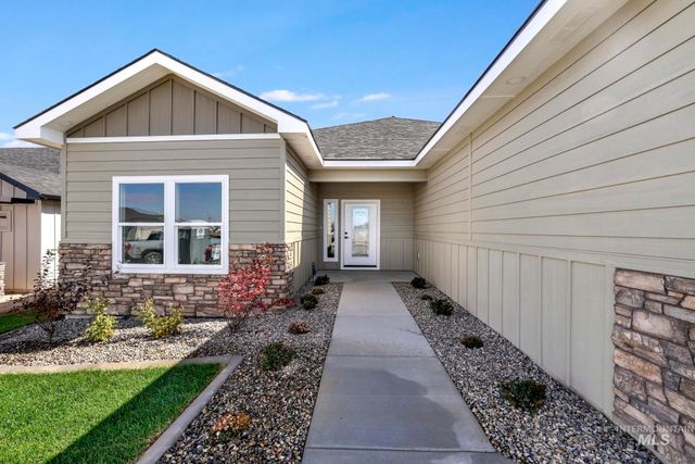 2194 Caribel St, Twin Falls, ID 83301