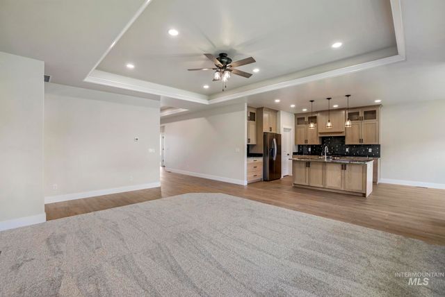 2194 Caribel St, Twin Falls, ID 83301