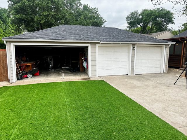 649 Northlake Drive, Dallas, TX 75218