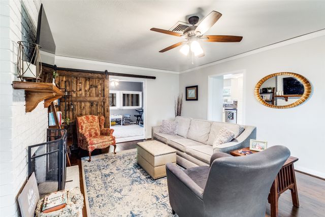 649 Northlake Drive, Dallas, TX 75218