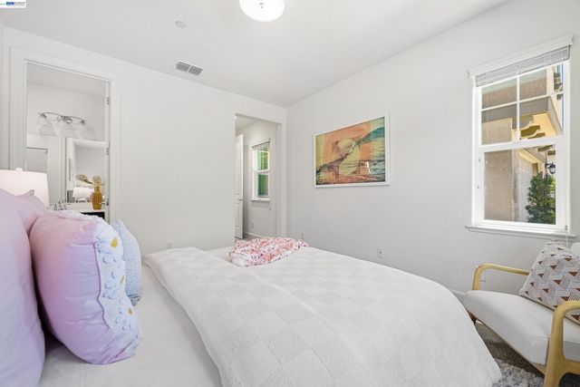 4634 Mckenzie Ave, Tracy, CA 95377