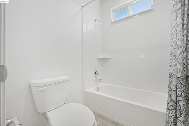 4634 Mckenzie Ave, Tracy, CA 95377