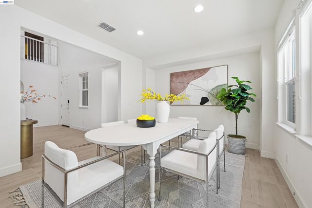 4634 Mckenzie Ave, Tracy, CA 95377