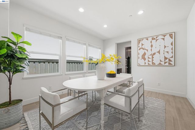4634 Mckenzie Ave, Tracy, CA 95377
