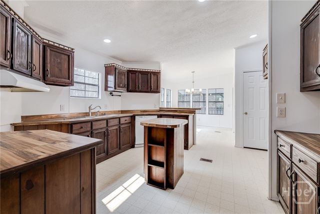 670 Pleasant Hill Church Road, Ellabell, GA 31308