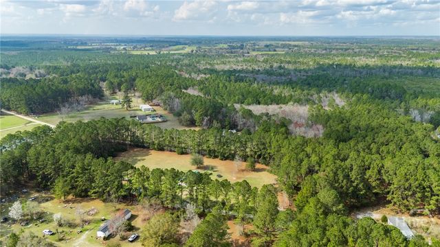 670 Pleasant Hill Church Road, Ellabell, GA 31308