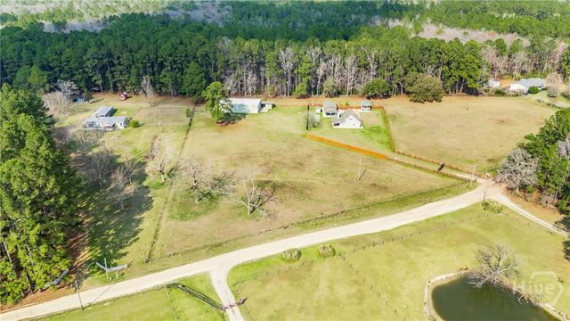 670 Pleasant Hill Church Road, Ellabell, GA 31308