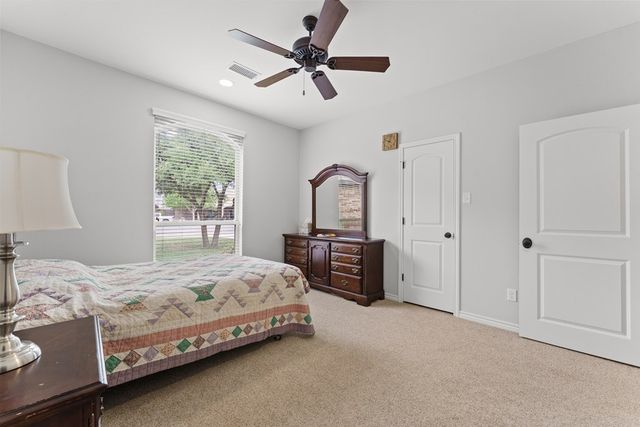 4001 Heritage Oaks, Midland, TX 79707