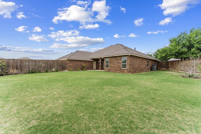 4001 Heritage Oaks, Midland, TX 79707