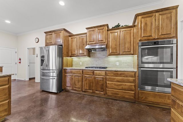 4001 Heritage Oaks, Midland, TX 79707