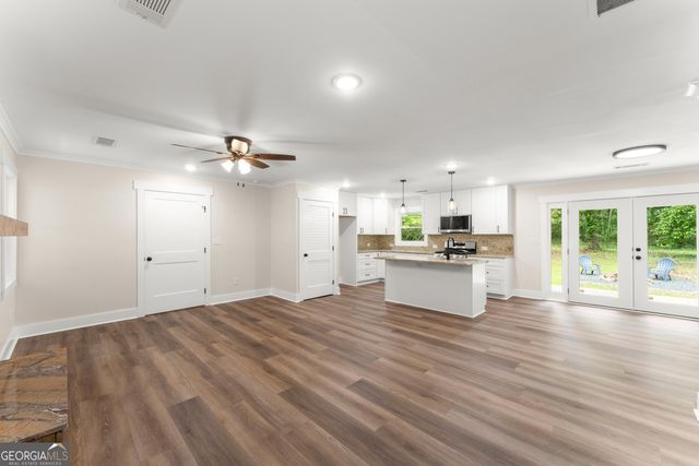 45 E Rocky Street NE, White, GA 30184