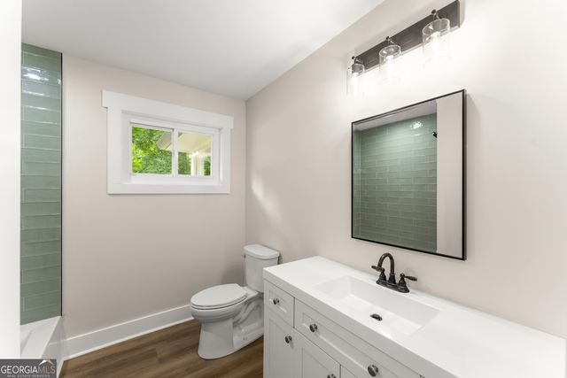 45 E Rocky Street NE, White, GA 30184