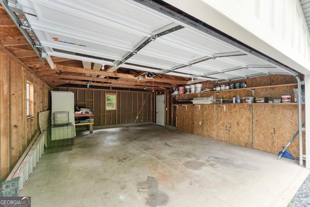 45 E Rocky Street NE, White, GA 30184