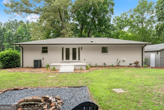 45 E Rocky Street NE, White, GA 30184