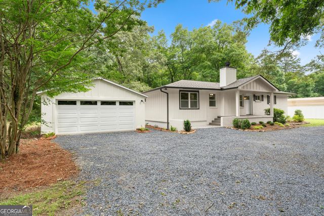 45 E Rocky Street NE, White, GA 30184