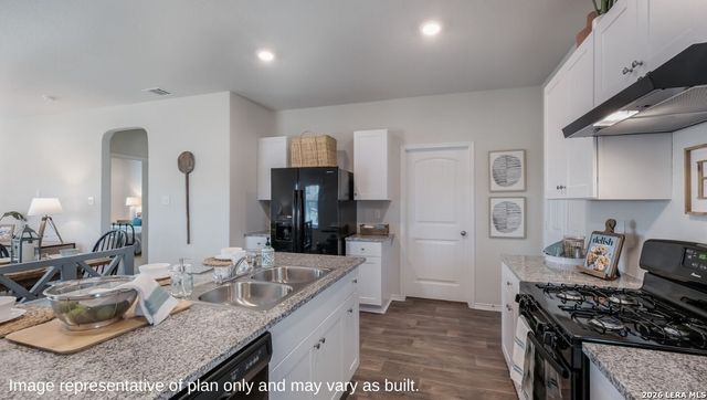1333 Capitol Reef, San Antonio, TX 78108