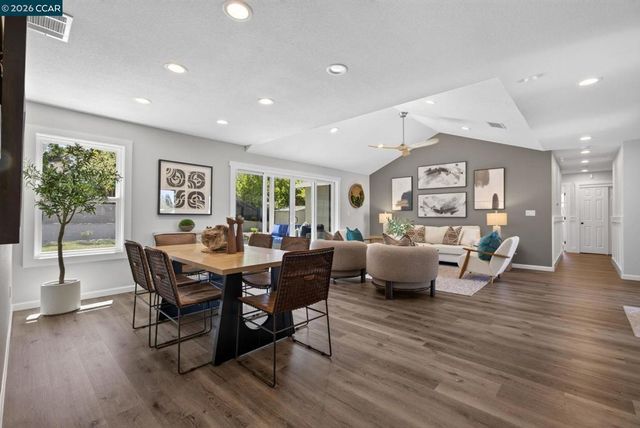 459 Grenache Circle, Clayton, CA 94517