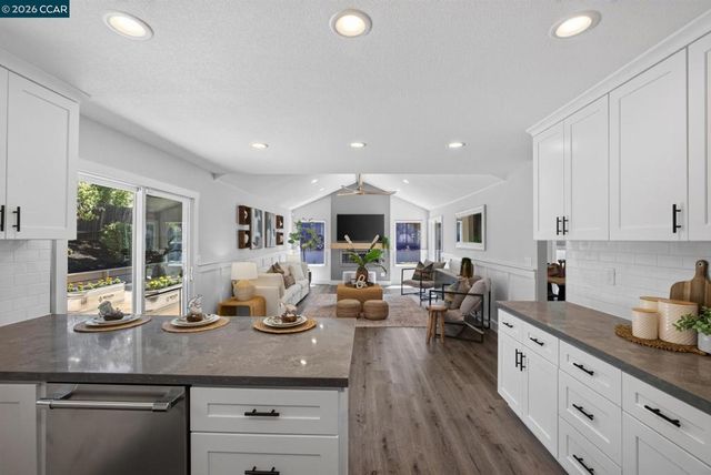 459 Grenache Circle, Clayton, CA 94517