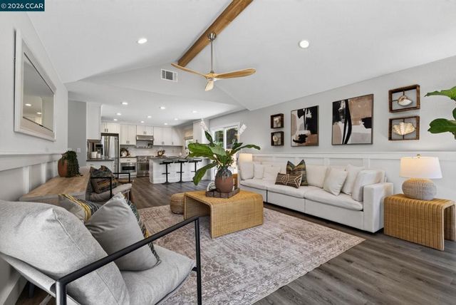 459 Grenache Circle, Clayton, CA 94517