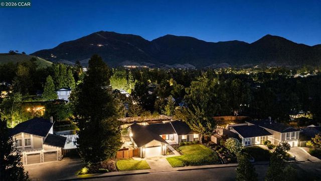 459 Grenache Circle, Clayton, CA 94517
