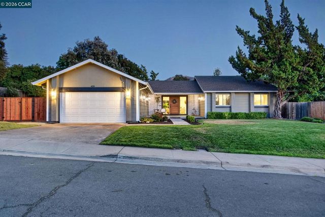 459 Grenache Circle, Clayton, CA 94517