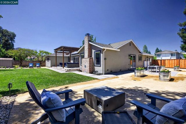 459 Grenache Circle, Clayton, CA 94517