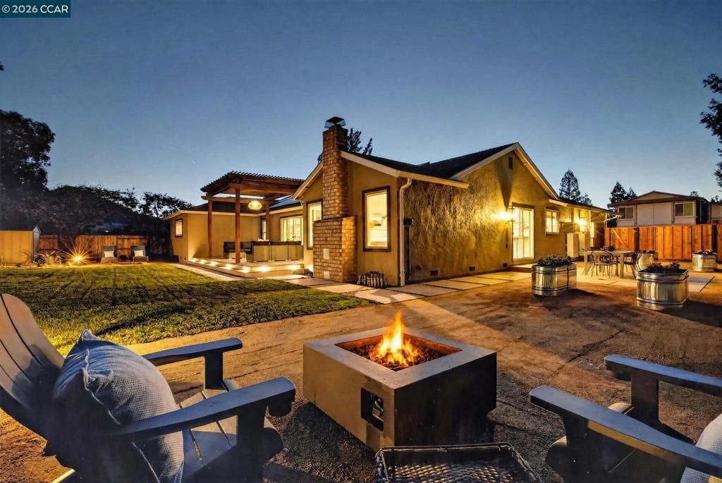 459 Grenache Circle, Clayton, CA 94517