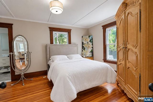 754 Wyckoff Avenue, Wyckoff, NJ 07481