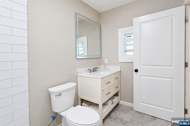 754 Wyckoff Avenue, Wyckoff, NJ 07481