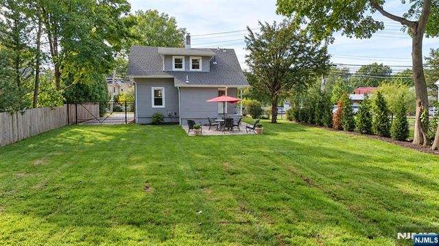 754 Wyckoff Avenue, Wyckoff, NJ 07481