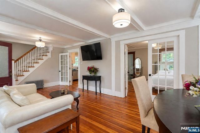 754 Wyckoff Avenue, Wyckoff, NJ 07481