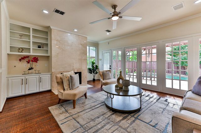 7627 Sweetgum Drive, Irving, TX 75063