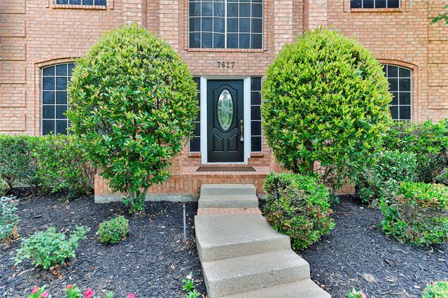 7627 Sweetgum Drive, Irving, TX 75063