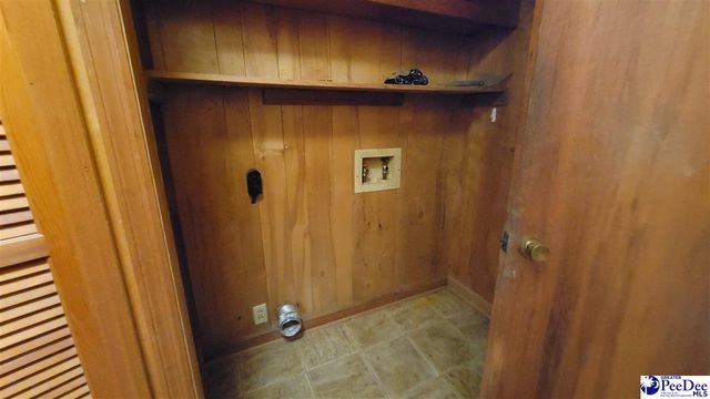 2400 S Robeson Ave, Florence, SC 29505