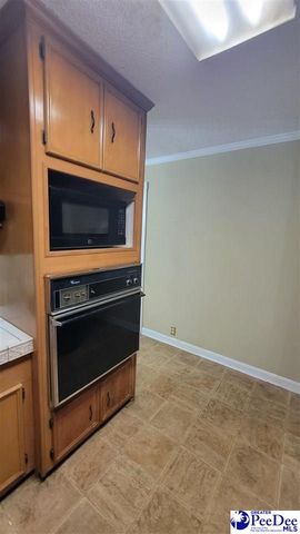 2400 S Robeson Ave, Florence, SC 29505