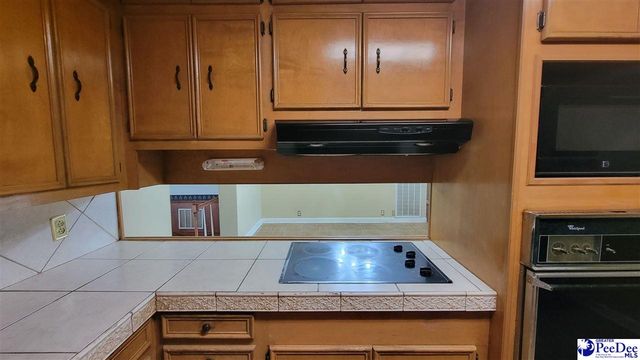 2400 S Robeson Ave, Florence, SC 29505
