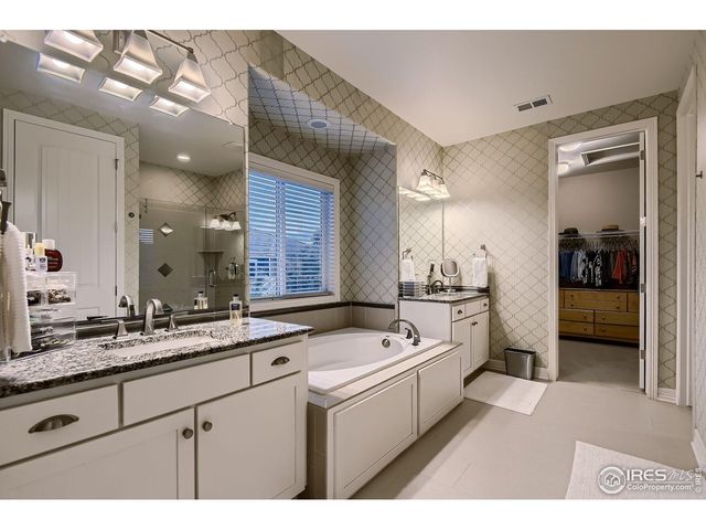 10080 Glenayre Ln, Parker, CO 80134