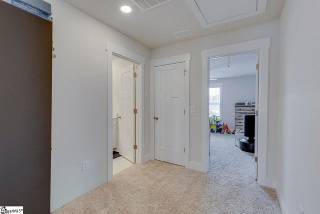 208 Roderick Lane, Greenville, SC 29605