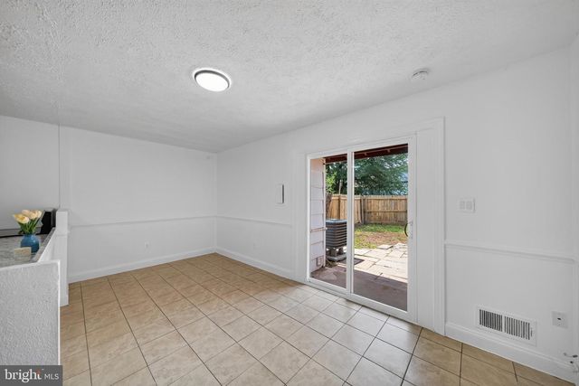 9248 HOOD RD, Manassas, VA 20110