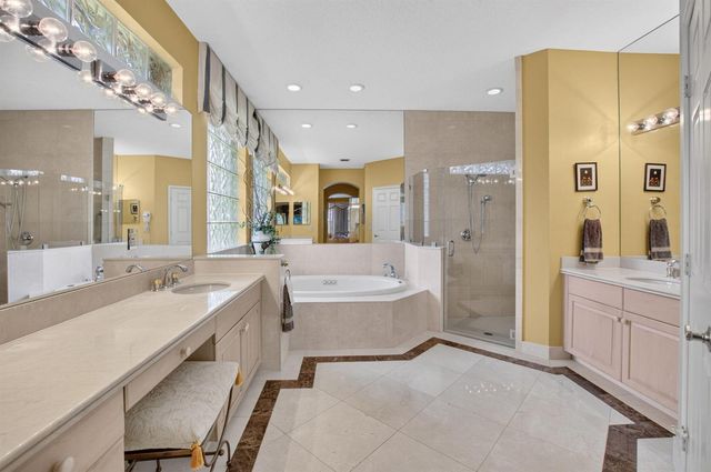 8064 Desmond Drive, Boynton Beach, FL 33472