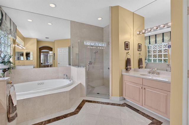 8064 Desmond Drive, Boynton Beach, FL 33472