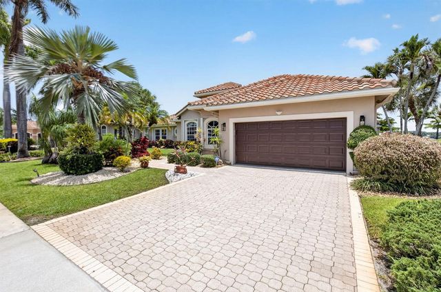 8064 Desmond Drive, Boynton Beach, FL 33472