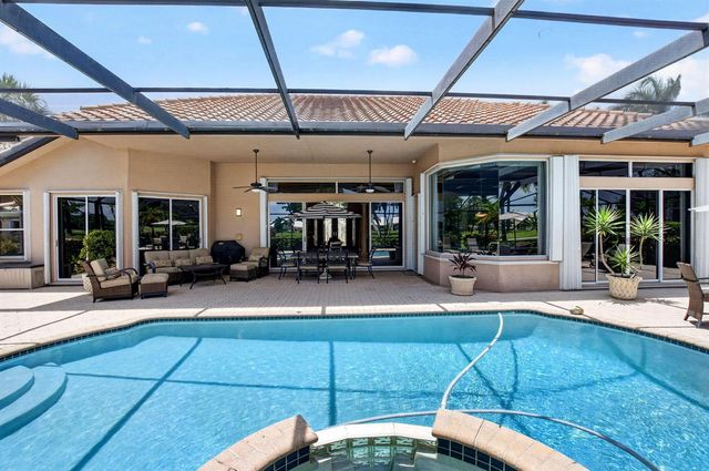 8064 Desmond Drive, Boynton Beach, FL 33472