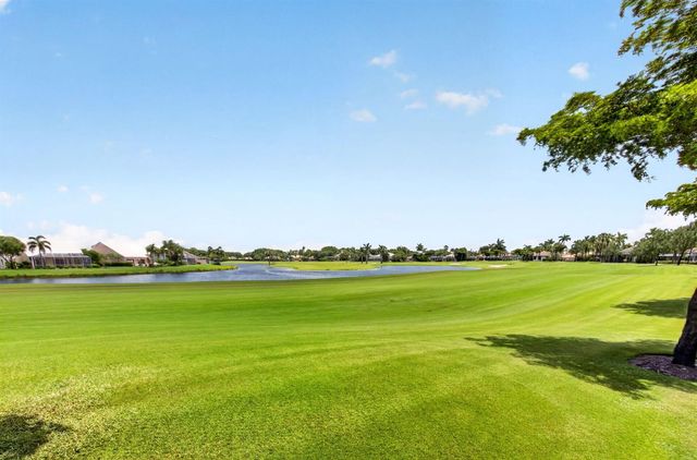 8064 Desmond Drive, Boynton Beach, FL 33472