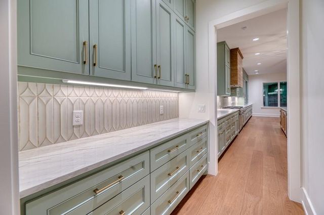 2006 Lexington Street, Houston, TX 77098