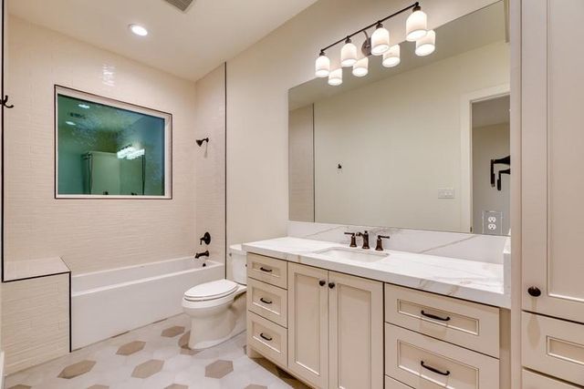 2006 Lexington Street, Houston, TX 77098