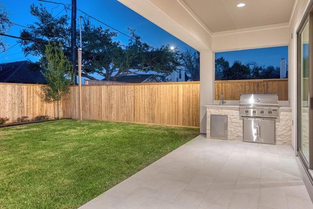 2006 Lexington Street, Houston, TX 77098