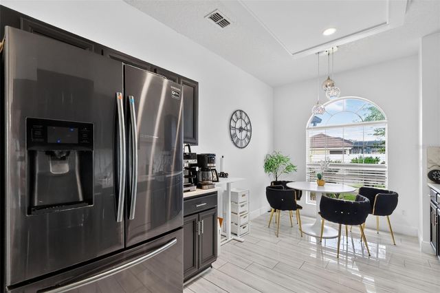 5405 CAPE HATTERAS DR, Clermont, FL 34714